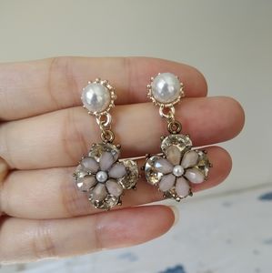 Vintage floral drop earrings